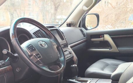 Toyota Land Cruiser 200, 2010 год, 4 000 000 рублей, 5 фотография