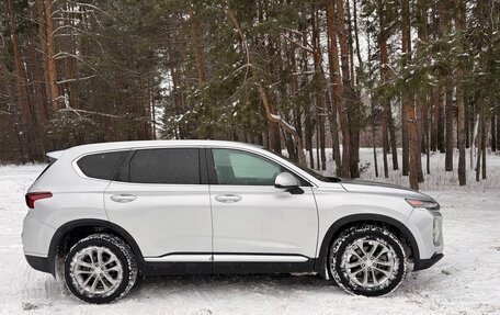 Hyundai Santa Fe IV, 2019 год, 1 800 000 рублей, 2 фотография