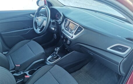 Hyundai Solaris II рестайлинг, 2021 год, 1 380 000 рублей, 13 фотография