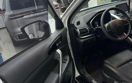 Mitsubishi Eclipse Cross, 2019 год, 1 800 000 рублей, 6 фотография