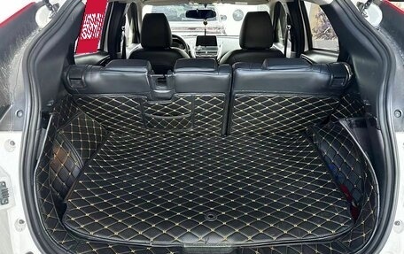 Mitsubishi Eclipse Cross, 2019 год, 1 800 000 рублей, 8 фотография