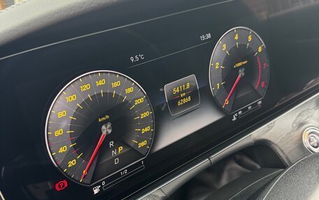 Mercedes-Benz E-Класс, 2020 год, 4 500 000 рублей, 9 фотография