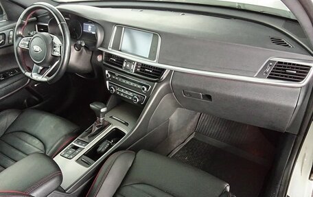 KIA Optima IV, 2018 год, 2 283 000 рублей, 10 фотография