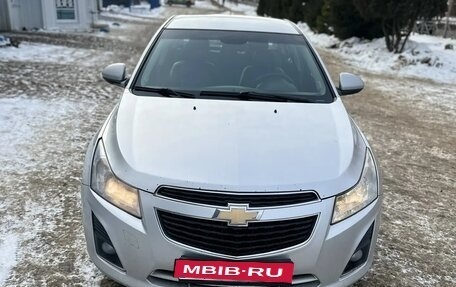 Chevrolet Cruze II, 2013 год, 650 000 рублей, 1 фотография