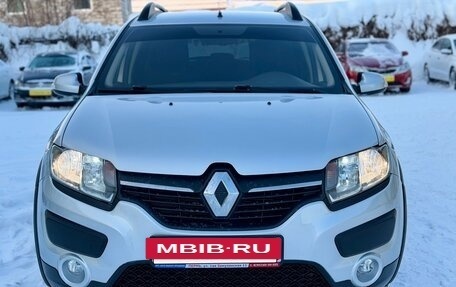 Renault Sandero II рестайлинг, 2017 год, 838 000 рублей, 2 фотография
