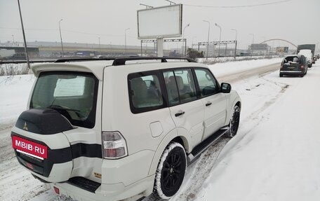 Mitsubishi Pajero IV, 2019 год, 3 850 000 рублей, 3 фотография