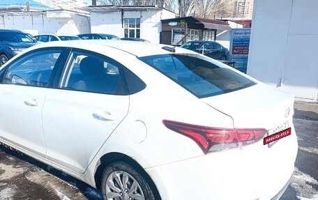 Hyundai Solaris II рестайлинг, 2018 год, 950 000 рублей, 7 фотография