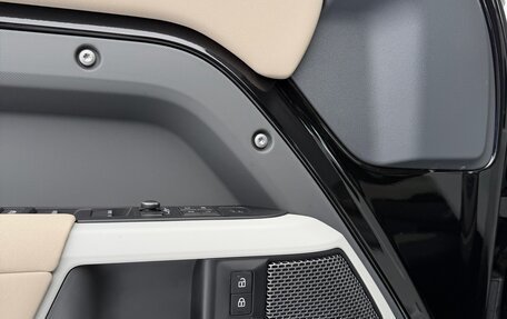 Land Rover Defender II, 2021 год, 6 900 000 рублей, 10 фотография