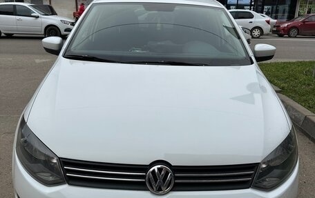 Volkswagen Polo VI (EU Market), 2015 год, 720 000 рублей, 2 фотография
