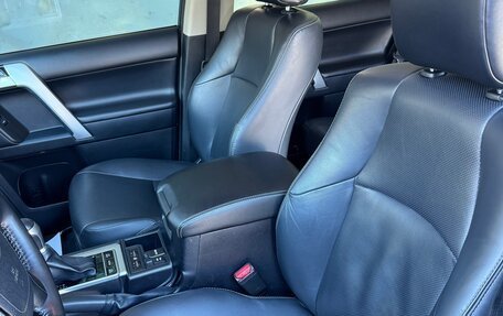 Toyota Land Cruiser Prado 150 рестайлинг 2, 2020 год, 6 700 000 рублей, 8 фотография