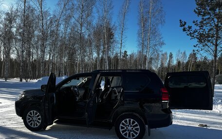 Toyota Land Cruiser Prado 150 рестайлинг 2, 2020 год, 6 700 000 рублей, 21 фотография