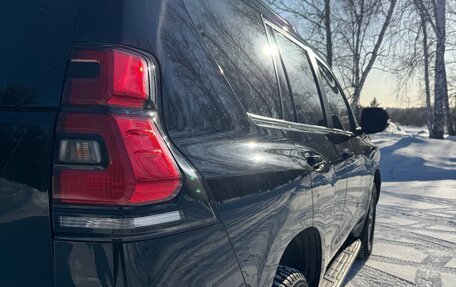 Toyota Land Cruiser Prado 150 рестайлинг 2, 2020 год, 6 700 000 рублей, 26 фотография