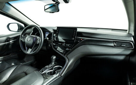Toyota Camry, 2021 год, 2 869 585 рублей, 9 фотография