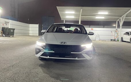 Hyundai Elantra, 2023 год, 2 300 000 рублей, 1 фотография