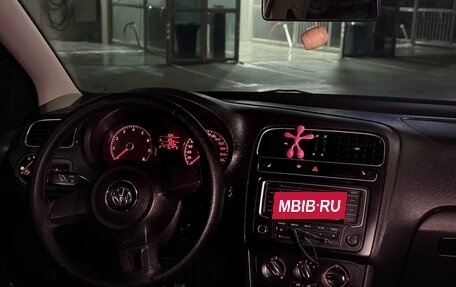 Volkswagen Polo VI (EU Market), 2011 год, 545 000 рублей, 11 фотография