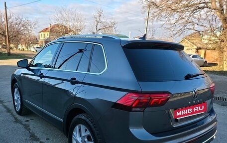 Volkswagen Tiguan II, 2021 год, 4 100 000 рублей, 6 фотография