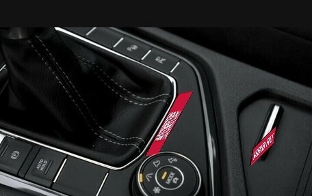 Volkswagen Tiguan II, 2021 год, 4 100 000 рублей, 9 фотография