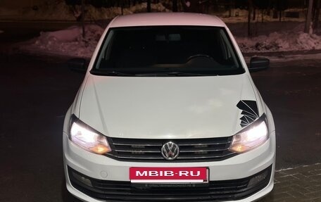 Volkswagen Polo VI (EU Market), 2018 год, 720 000 рублей, 5 фотография