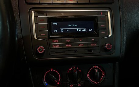 Volkswagen Polo VI (EU Market), 2018 год, 720 000 рублей, 10 фотография