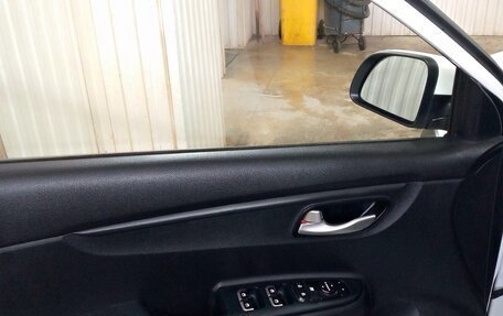 KIA Rio IV, 2018 год, 1 550 000 рублей, 7 фотография