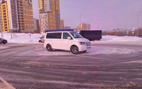 Volkswagen Multivan T6 рестайлинг, 2021 год, 4 850 000 рублей, 8 фотография