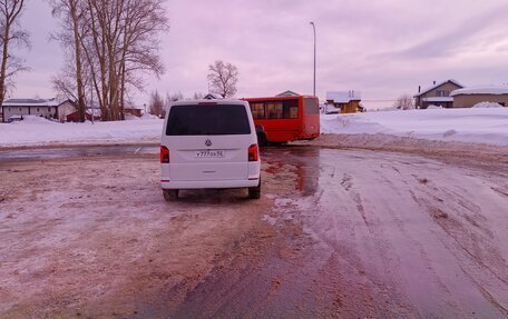 Volkswagen Multivan T6 рестайлинг, 2021 год, 4 850 000 рублей, 3 фотография