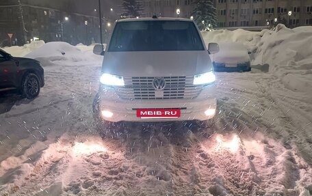 Volkswagen Multivan T6 рестайлинг, 2021 год, 4 850 000 рублей, 19 фотография