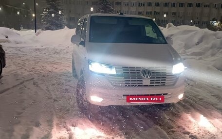 Volkswagen Multivan T6 рестайлинг, 2021 год, 4 850 000 рублей, 17 фотография