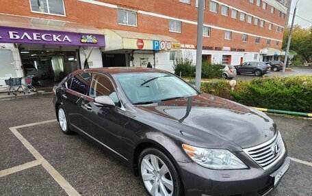 Lexus LS IV, 2010 год, 2 000 000 рублей, 3 фотография