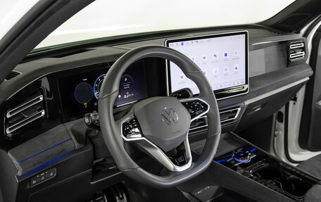 Volkswagen Tiguan, 2024 год, 4 900 000 рублей, 11 фотография