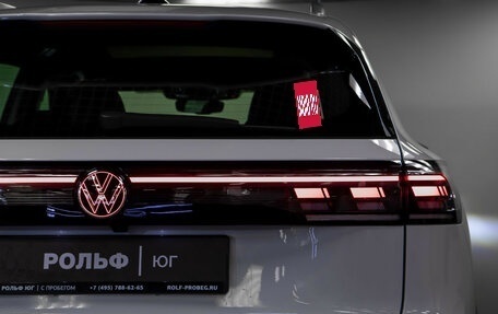 Volkswagen Tiguan, 2024 год, 4 900 000 рублей, 28 фотография