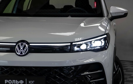 Volkswagen Tiguan, 2024 год, 4 900 000 рублей, 29 фотография