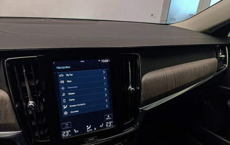 Volvo S90 II рестайлинг, 2021 год, 3 500 000 рублей, 13 фотография