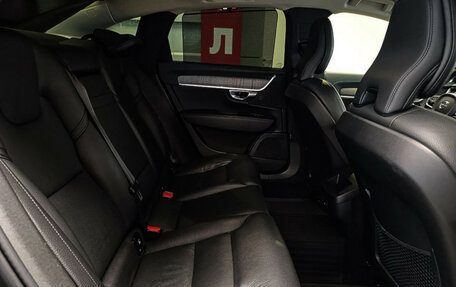 Volvo S90 II рестайлинг, 2021 год, 3 500 000 рублей, 9 фотография