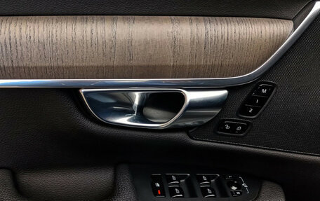 Volvo S90 II рестайлинг, 2021 год, 3 500 000 рублей, 19 фотография