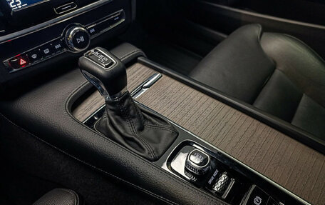 Volvo S90 II рестайлинг, 2021 год, 3 500 000 рублей, 17 фотография