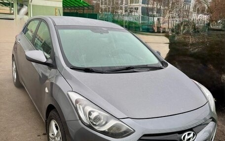 Hyundai i30 II рестайлинг, 2012 год, 1 290 000 рублей, 2 фотография