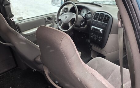 Dodge Caravan IV, 2001 год, 460 000 рублей, 21 фотография