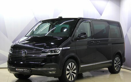 Volkswagen Multivan T6 рестайлинг, 2019 год, 4 986 000 рублей, 1 фотография