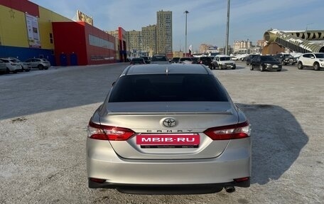 Toyota Camry, 2019 год, 2 950 000 рублей, 8 фотография