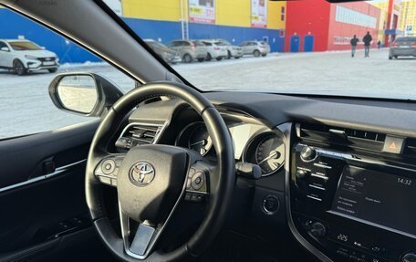 Toyota Camry, 2019 год, 2 950 000 рублей, 11 фотография