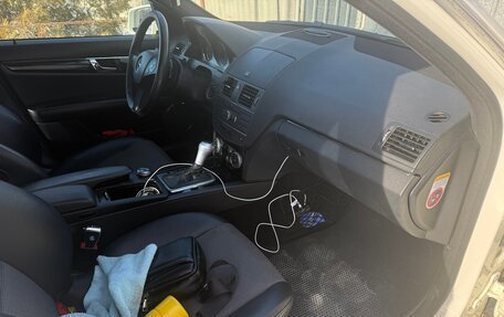 Mercedes-Benz C-Класс, 2010 год, 1 275 000 рублей, 9 фотография