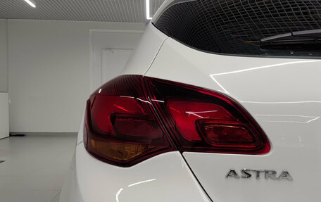 Opel Astra J, 2011 год, 700 000 рублей, 11 фотография