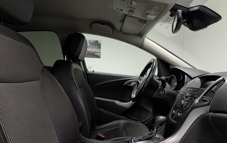 Opel Astra J, 2011 год, 700 000 рублей, 13 фотография