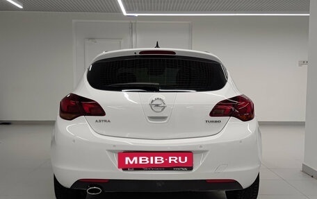 Opel Astra J, 2011 год, 700 000 рублей, 7 фотография