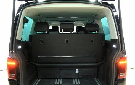 Volkswagen Multivan T6 рестайлинг, 2019 год, 4 986 000 рублей, 33 фотография