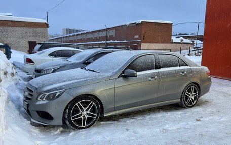 Mercedes-Benz E-Класс, 2014 год, 2 150 000 рублей, 2 фотография
