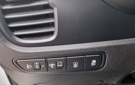 KIA Rio IV, 2019 год, 1 700 000 рублей, 15 фотография