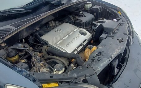 Lexus RX II рестайлинг, 2004 год, 1 050 000 рублей, 3 фотография