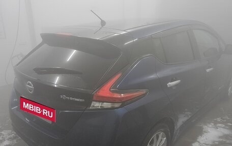 Nissan Leaf II, 2019 год, 1 950 000 рублей, 4 фотография